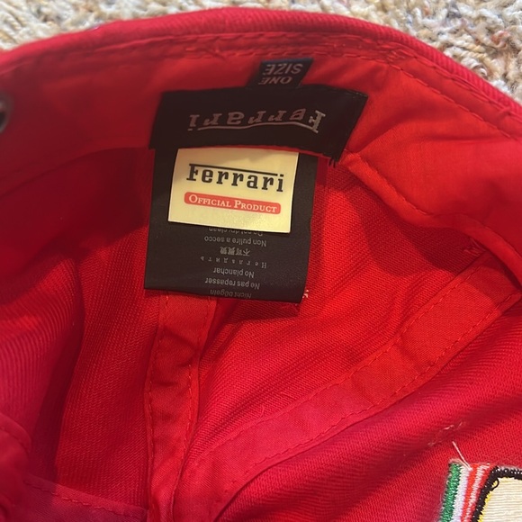 Ferrari hat - Picture 3 of 4